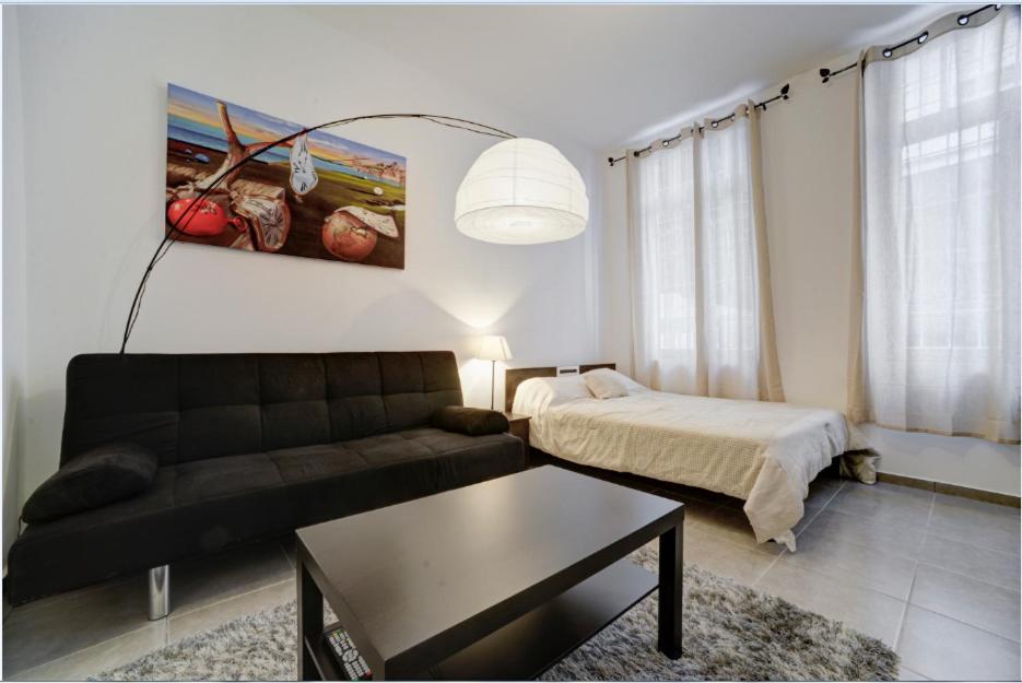 Tel Aviving - Apartments By The Beach Bagian luar foto