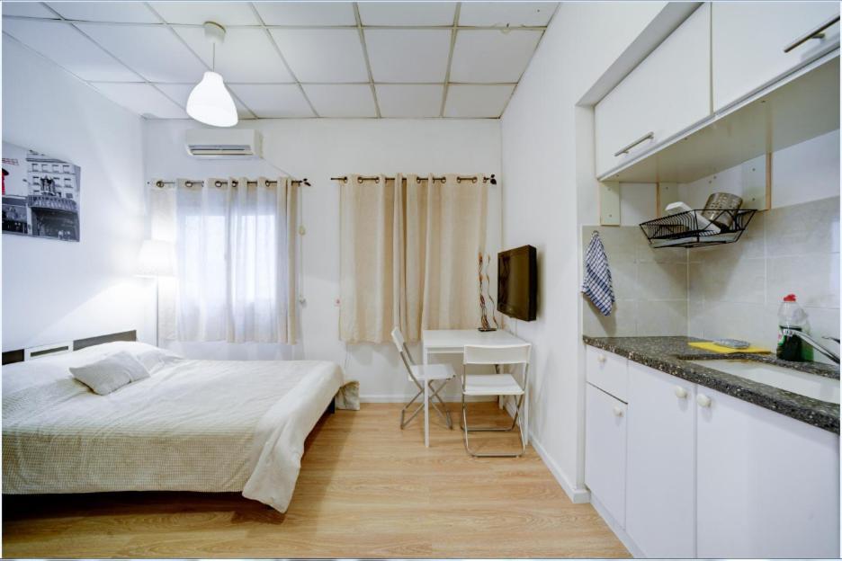 Tel Aviving - Apartments By The Beach Bagian luar foto